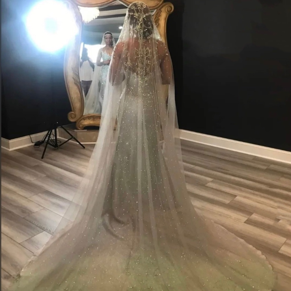 Customize wedding dress